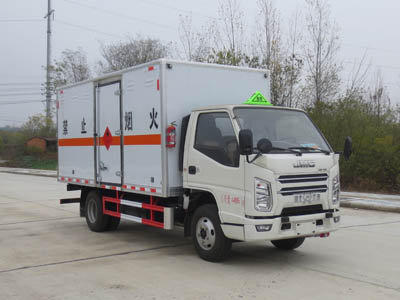 江特牌JDF5040XRQJ6型易燃氣體廂式運輸車