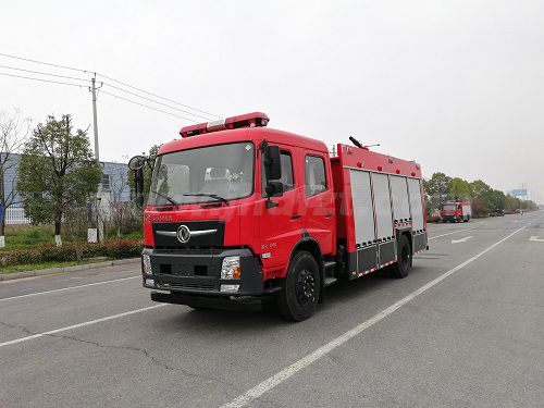 江特牌JDF5160GXFPM70/D6型泡沫消防車