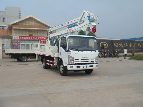 慶鈴國四18米高空作業車（139KW）